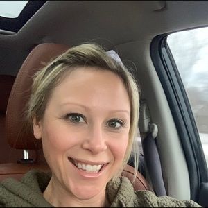 Meet your Posher, Karlen